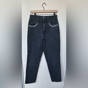 EUC Vintage GAP Distressed Black Embroidered Classic Fit Jeans - Size 10